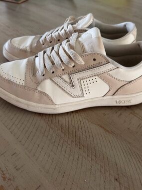 Vans Lowland comfy cush in marshmallow- women’s 8